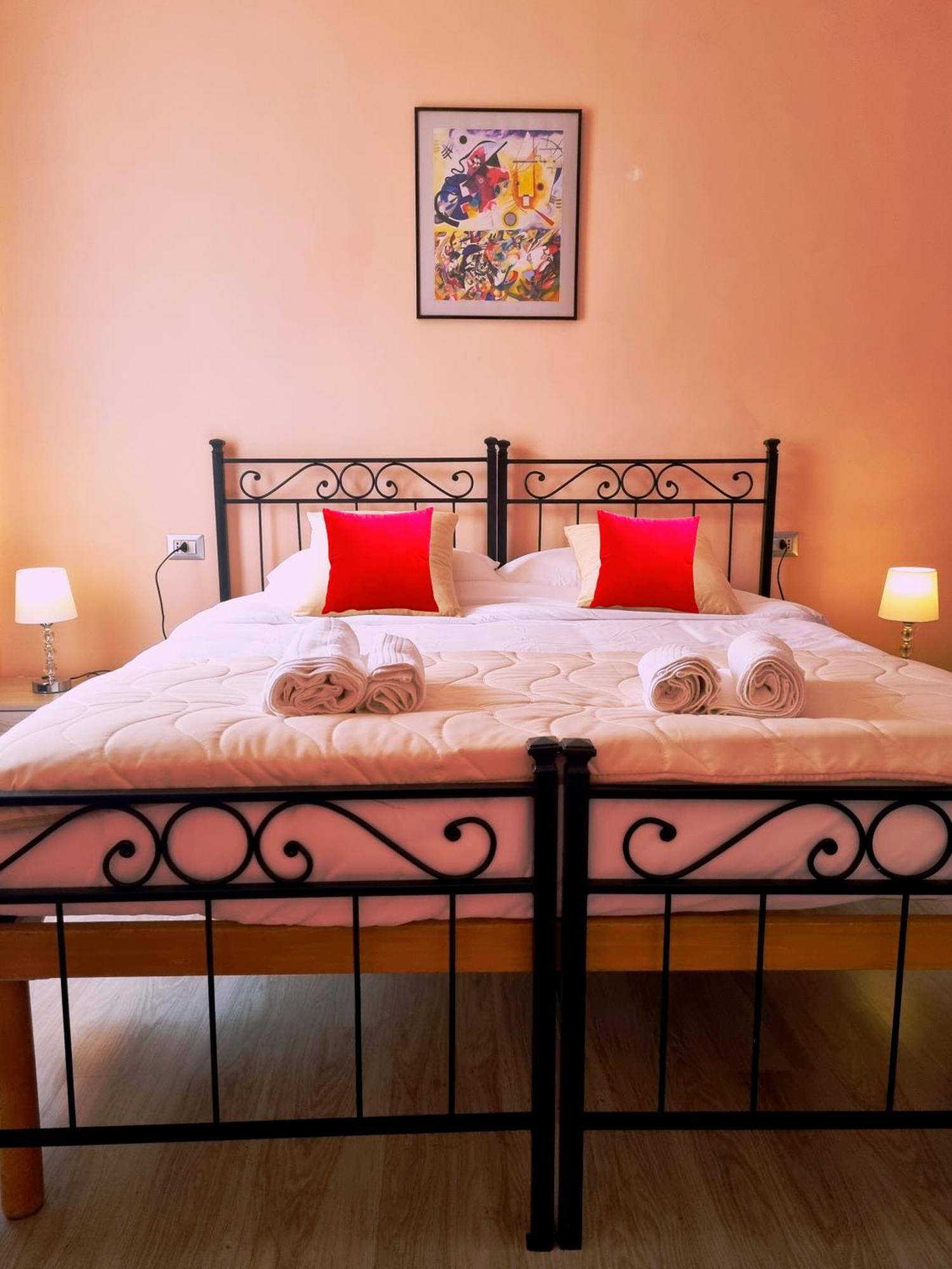Sweet Dream Hotel ปัสซีญาโน ซุล ตราซีเมโน ภายนอก รูปภาพ