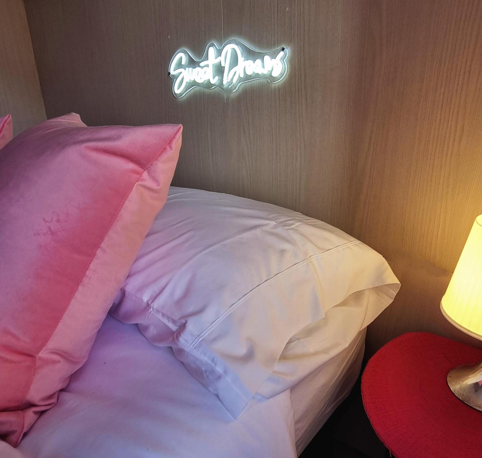 Sweet Dream Hotel ปัสซีญาโน ซุล ตราซีเมโน ภายนอก รูปภาพ